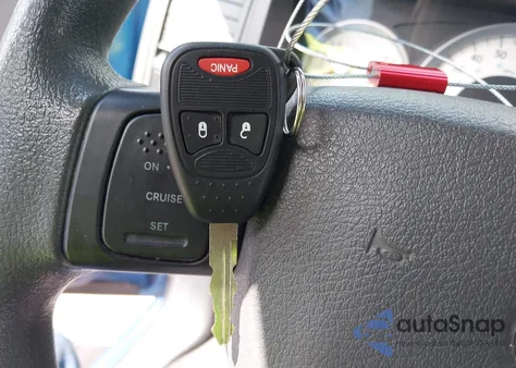 2005 Dodge Dakota Slt z USA, uszkodzony, nr VIN 1D7HE48K35S320786